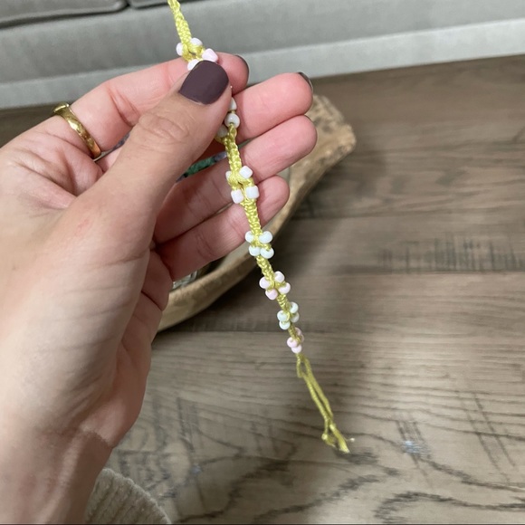 Beaded Flower Friendship Bracelet - Picture 6 of 6